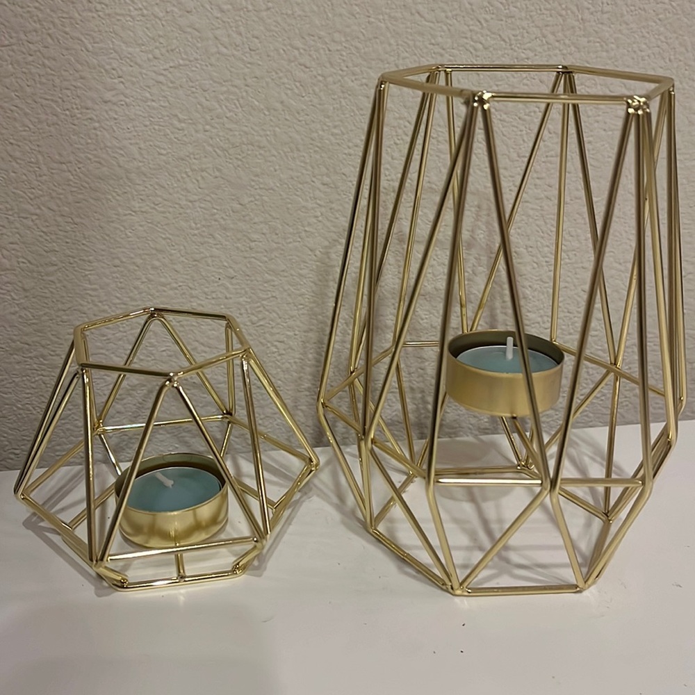 Metal Wire Iron Tealight Candle holders Set of 2 (Gold)